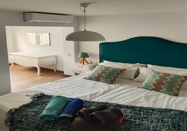 Ad8db4c2 Abac 4A69 873F 91191Bb84c0a 1