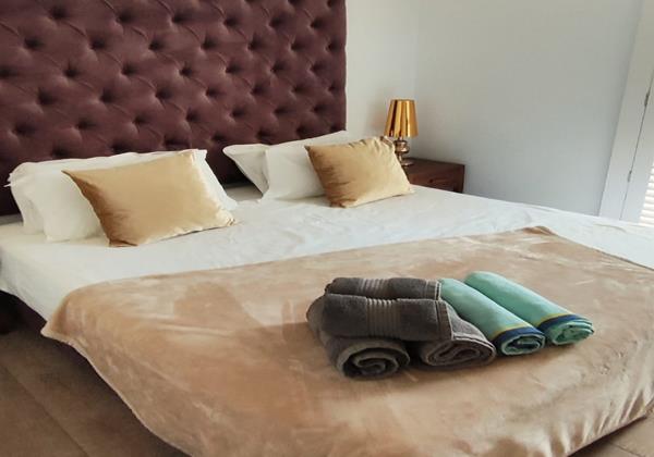 Dd6355a5 Fcf4 435B 9832 Fb5f9916d692