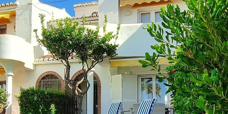 1492B562 E1df 4C51 A837 2E76b71fb4fa 1