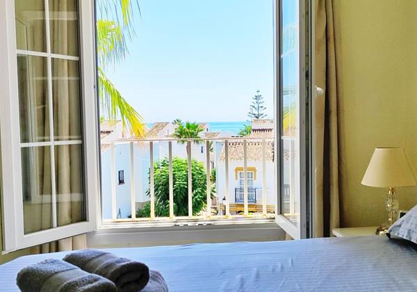 145Cebf6 Ee75 403A B493 F245ae95d8c9