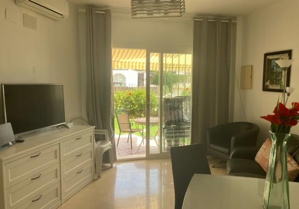 Esmeralda Pic 3 Living Room