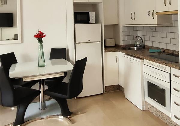 C17eb9a8 F68e 4099 9701 Ee5d4d30e129